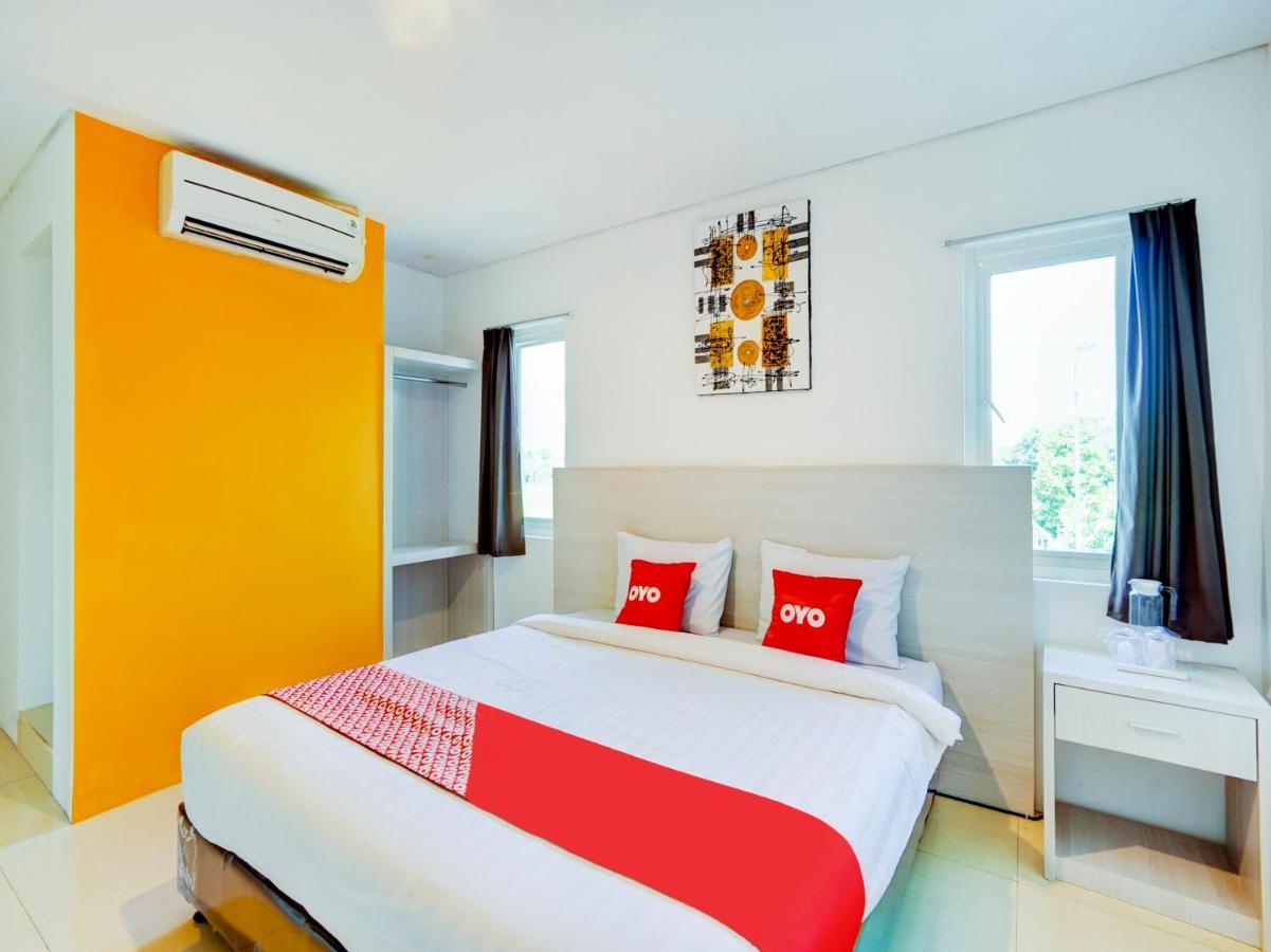 Lg Hotel เจมเบอร์ ภายนอก รูปภาพ