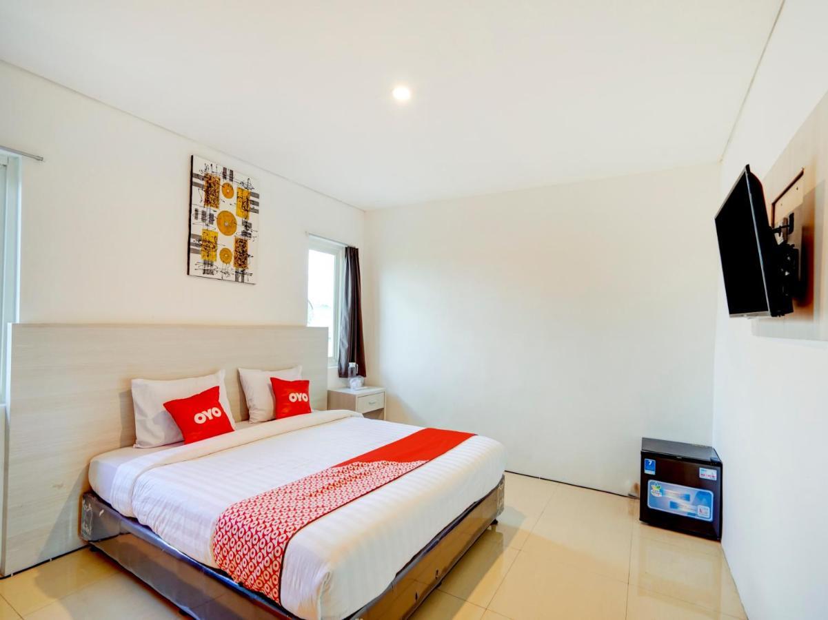 Lg Hotel เจมเบอร์ ภายนอก รูปภาพ